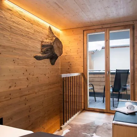 Black Pearl Saas Fee